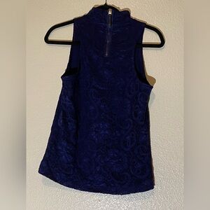 Greyson Navy Lace Sleeveless Blouse Size M